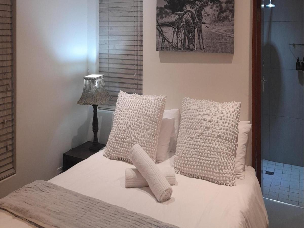 Paddabult Self Catering Cottages Paarl Ngoại thất bức ảnh